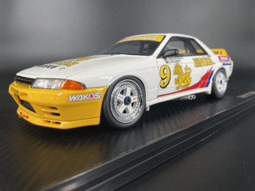 Ignition {IG2330] 1:18 GT-R32 (#9)1992 South East Asian Touring Car [Width 10 Length 25 Height 7 cm]