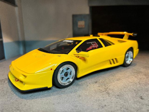 GT322 1:18 Lamborghini Diablo Jota Corsa 1990 [Width 10 Length 27 Height 7 cms] 