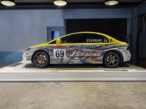 One Model: 20C02-01 1:18 FD2 Js Racing [Width 10 Length 25 Height 7 cms] 5