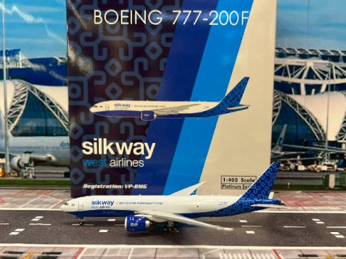Phoenix 1:400 Silk Way West 777-200F VP-BMG PH12038 [Width 16 Length 16 Height 4.5 cm]