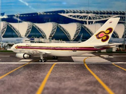 Inflight 1:200 Thai A300B4-103 HS-THL IF300TH1025 [Width 22.5 Length 27 Height 8 cm] 3