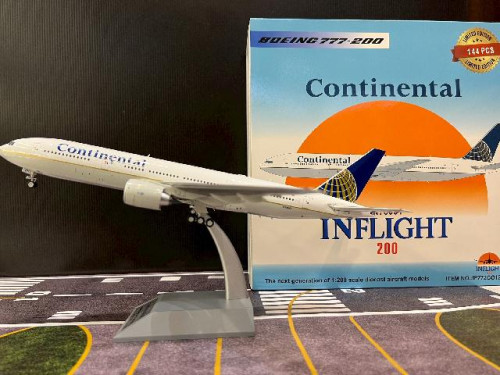  Inflight 1:200 Continental 777-224ER N78001 IF772CO1224 [Width 33 Length 32 Height 8 cms]