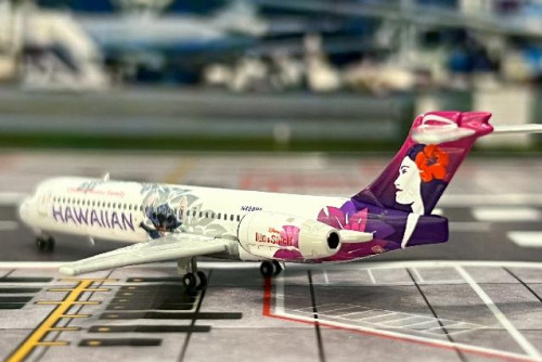 Phoenix 1:400 Hawaiian 717 N488HA [Lilo & Stitch] P4666 [Width 7 Length 9.5 Height 2 cm] 8