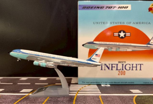  Inflight 1:200 USAF VC-137B (707-153B) 58-6970 IF137USAF1025P [Width 20.5 Length 22 Height 6 cm]