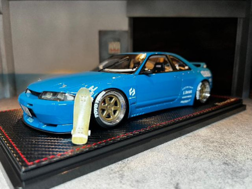 Ignition:IG3027 1:18 Pandem GT-R (BCNR33) Blue With Skate Board [Width 10 Length 27 Height 7 cms]