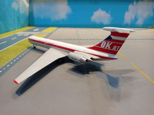 Herpa Wings 1:200 CSA IL-62M Plzen OK-JBI HW572316 [Width 22 Length 27 Height 6 cm] 3
