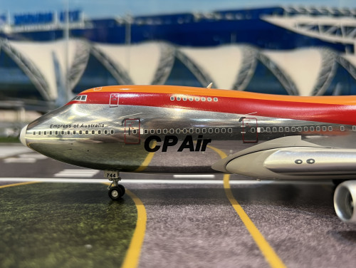Inflight 1:200 CP Air B747-217B C-FCRE IF742CP0726P [Width 30 Length 35 Height 10 cm] 5