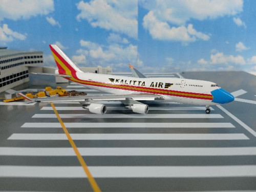 GJ1999F1:400 Kalitta Air B747-400BCF N744CK FD (mask) [Width 16 Length 16.5 Height 5 cms.] 1