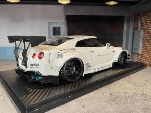 IG2342 1:18 LB-Works Nissan GT-R R35 Type2 Whi [Width 10 Length 25 Height 7 cm] 2