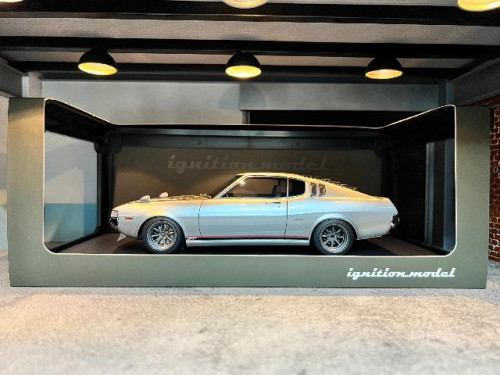 Ignition: IG2603 1:18 Toyota Celtca 1600GT LB(TA27) Silver [Width 10 Length 25 Height 7 cms] 9