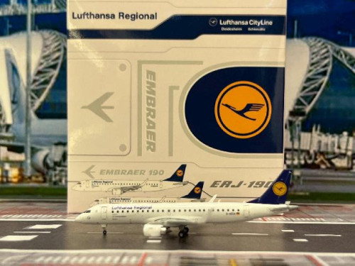 JC Wings 1:400 Lufthansa Regional ERJ-190LR D-AECA XX40124 [Width 7 Length 9 Height 2.5 cm]