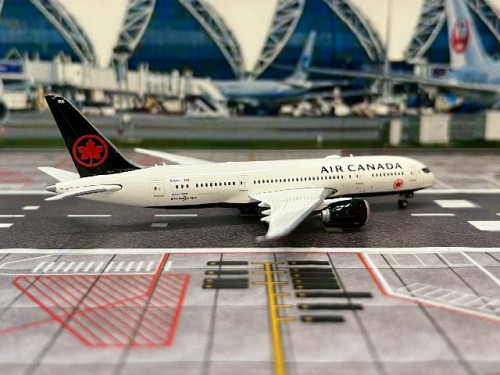 Phoenix 1:400 Air Canada 787-8 C-GHPY P4667 [Width 15 Length 14 Height 4 cm] 4