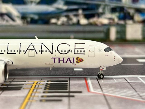 JCWings 1:400 Thai A350-900XWB Star Alliance HS-THQ XX40201 [Width 16 Length 16.5 Height 4 cm] 5