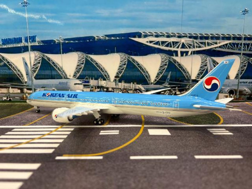 JCWings 1:200 Korean B787-10 HL8515 SA2069 [Width 30 Length 33 Height 8 cm]
