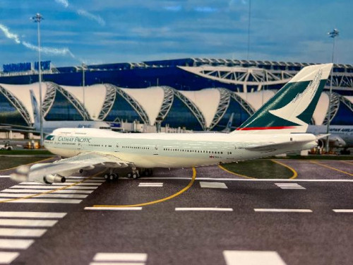 Inflight 1:200 Cathay 747-412 B-HKD WB7474053 [Width 32 Length 33 Height 10 cm] 3
