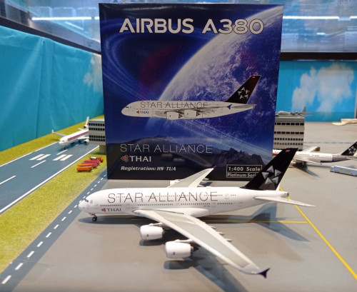 PH1796 1:400 Thai A380 HS-TUA Star Alliance [Width 20 Length 18 Height 5 cm]