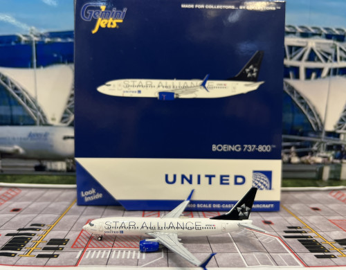 Gemini Jets 1:400 United 737-800W N76516 “Star Alliance” GJ2312