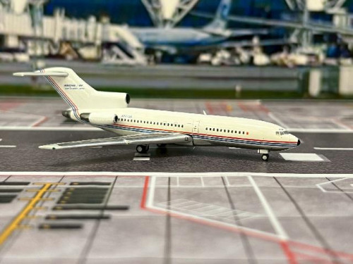 JCWings 1:400 Boeing 727-100 N32720 XX40179 [Width 8 Length 10 Height 2.5 cm] 2