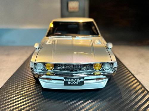 Ignition: IG2603 1:18 Toyota Celtca 1600GT LB(TA27) Silver [Width 10 Length 25 Height 7 cms] 6