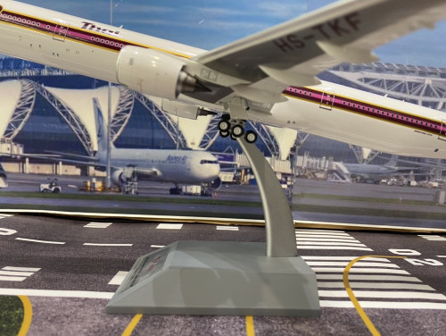 InFlight200 1:200 Thai Airways B777-3D7 HS-TKF [Speedline Livery] IF7773TG1223 8