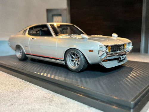 Ignition: IG2603 1:18 Toyota Celtca 1600GT LB(TA27) Silver [Width 10 Length 25 Height 7 cms] 1