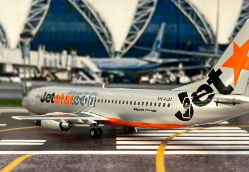 JCWings 1:200 Jetstar 737-400 VN-A194 XX20387 [Width 14 Length 18.5 Height 5.5 cm] 8
