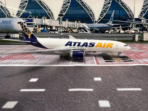 Gemini Jets 1:400 Atlas Air 777-200LRF N703GT GJ2294 [Width 16 Length 17 Height 5 cm] 2