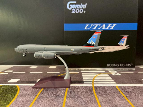  Gemini Jets 1:200 USAF KC-135R 61-0275 G21428 [Width 19.5 Length 21.5 Height 6.5 cm]