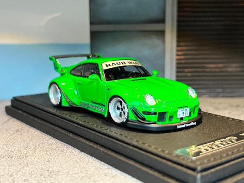 Ignition 1:43 RWB 993 Green [Width 5 Length 10 Height 5 cm] IG2170 1