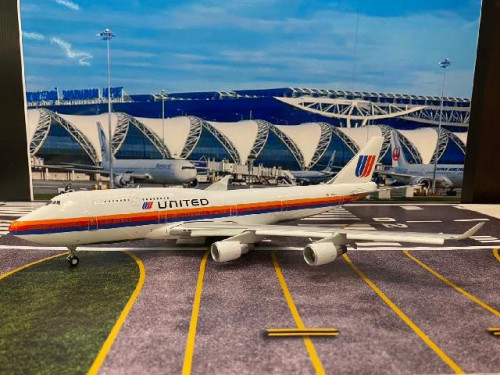 Gemini Jets 1:200 United 747-400 N175UA G21104F [Width 30 Length 35 Height 6 cm]