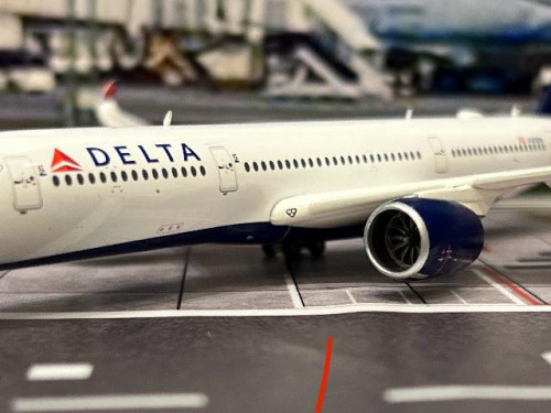 Gemini Jets 1:400 Delta A350-900 N503DN GJ2286 6