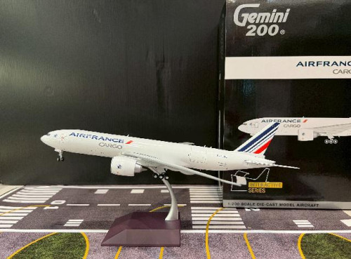 Gemini Jets 1:200 Air France Cargo 777-200LRF F-GUOC G21183 [Width 33 Length 32 Height 8 cm]