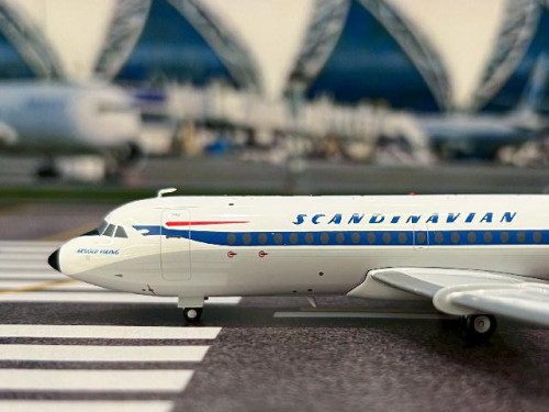 Inflight 1:200 SAS BAC 111-301AG G-ATPL IF111SK1125 [Width 13 Length 14 Height 3.5 cm] 5