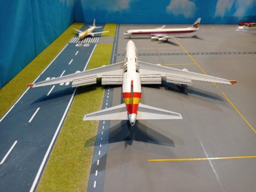 XX20120A 1:200 Kalitta Air 747-400(BCF) Mask FD N744CK [Width 30 Length 35 Height 6 cms] 5