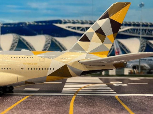 Inflight 1:200 Etihad A380 A6-APJ IF380EY0925A [Width 41 Length 38 Height 12 cm] 6