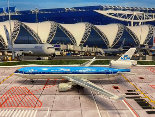 Phoenix PH1903 1:400 KLM MD-11 PH-KCH [Width 12 Length 15 Height 4.5 cm] 2