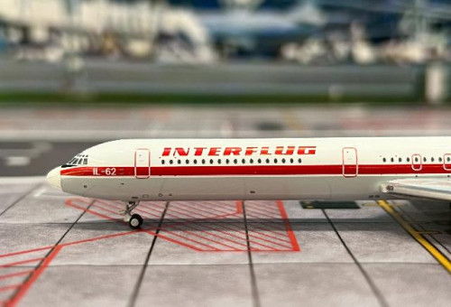 Phoenix 1:400 Interflug IL-62 DDR-SEG PH12051 [Width 11 Length 13.5 Height 3 cm] 5