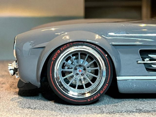 GT-Spirit: GT383 1:18 MB Speedster Custom Slang 500 [Width 10 Length 25 Height 6 cms] 9
