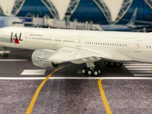 Inflight 1:200 JAL 777-346 JA8945 B773JAL945 [Width 33 Length 37 Height 8 cm] 8
