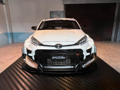 Ignition:IG2900 1:18 Pandem GR Yaris (4BA) White [Width 10