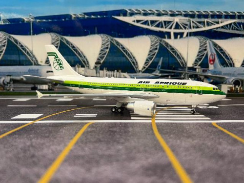 Inflight 1:400 Air Afrique A310-304 TU-TAF IF310RK0426 [Width 25 Length 28 Height 9 cm] 2