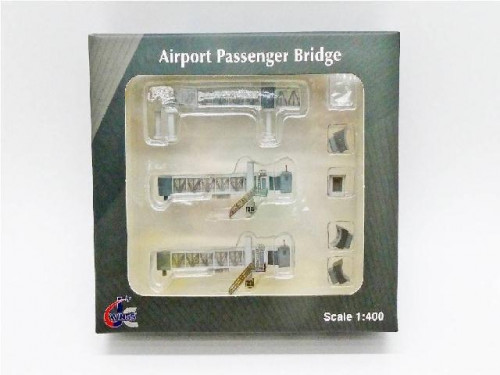 LH4220 1:400 Air Passenger Bridge B747 (Transparent) 3