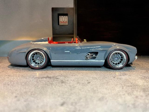 GT-Spirit: GT383 1:18 MB Speedster Custom Slang 500 [Width 10 Length 25 Height 6 cms] 5