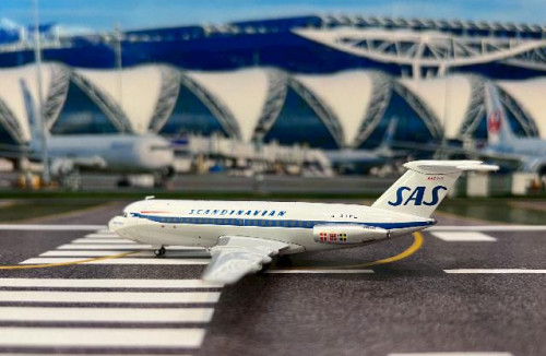 Inflight 1:200 SAS BAC 111-301AG G-ATPL IF111SK1125 [Width 13 Length 14 Height 3.5 cm] 3