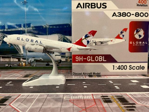 Aviation 1:400 Global A380-841 9H-GLOBL AV4285 [Width 20 Length 18 Height 5 cm]