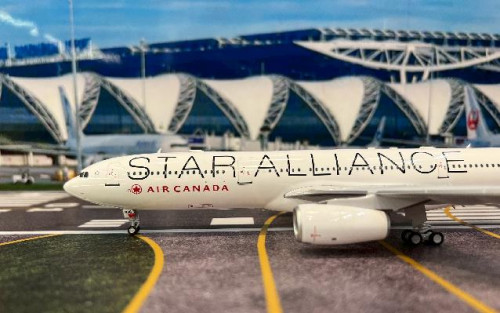 Inflight 1:400 Air Canada A330-343 C-GHLM SA B333ACHLM [Width 30 Length 31 Height 8.5 cm] 5