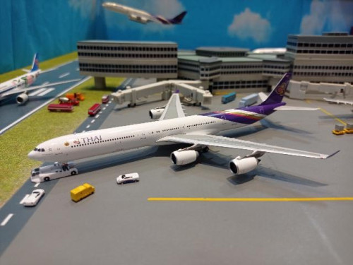 PH1767 1:400 Thai A340-600 HS-TNA logo [Width 16.5 Length 18.5 Height 5 cms]