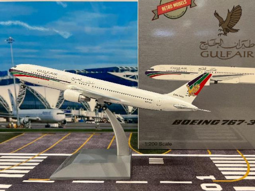  Inflight 1:200 Gulf Air 767-300ER A4O-GF RM76301 [Width 24 Length 27 Height 8 cms]