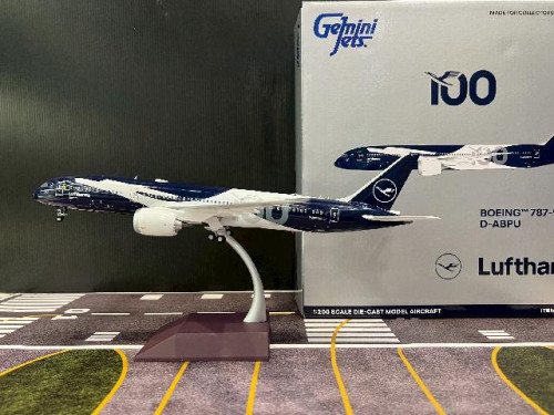 Gemini Jets 1:200 Lufthansa 787-9 D-ABPU '100 Yrs' G21483 [Width 30 Length 31 Height 8 cm]