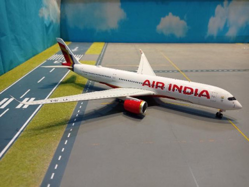 Inflight IF359AI1223 1:200 Air India A350-941VT-JRA [Width 32 Length 35 Height 7 cms] 1